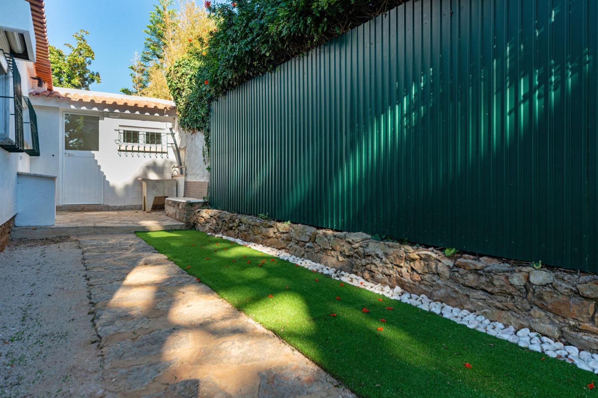 4-Bedroom House In Cascais, Near Guincho Beach Exterior foto